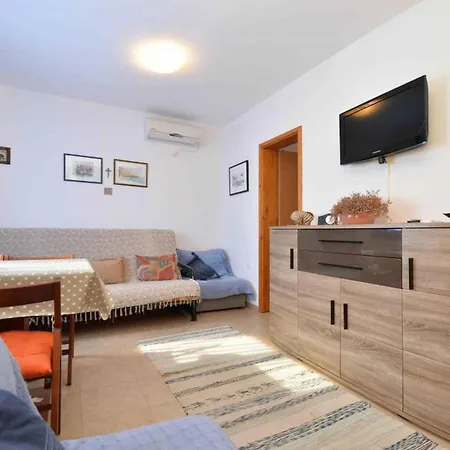 Apartment Pia
